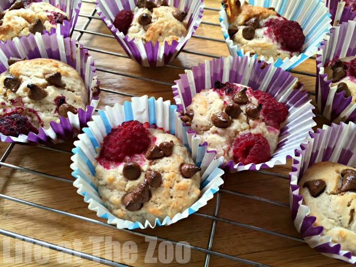 Easy Yoghurt Pot Muffin Recipe - fun and easy cupcakes to bake with kids